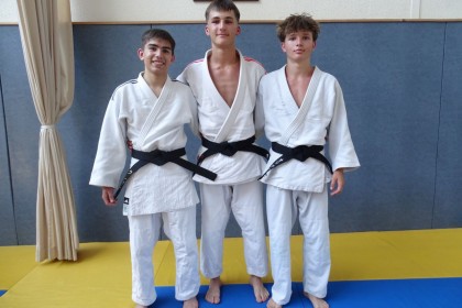 TROIS NOUVELLES CEINTURES NOIRES AU DOJO DE CHARLIEU