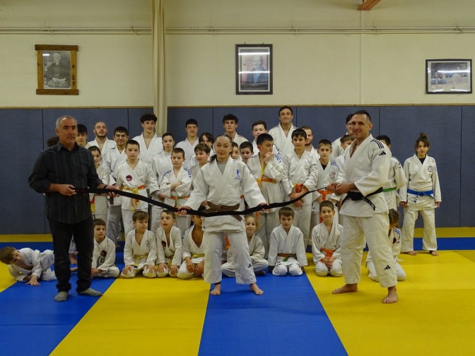 Image de l'actu 'LILOU VIODRIN RECOIT LA CEINTURE NOIRE 1er DAN'